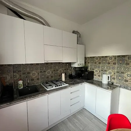 Apartment затишна для відпочинку із задоволенням Odessa